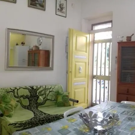 Casa Ines Lägenhet Locri